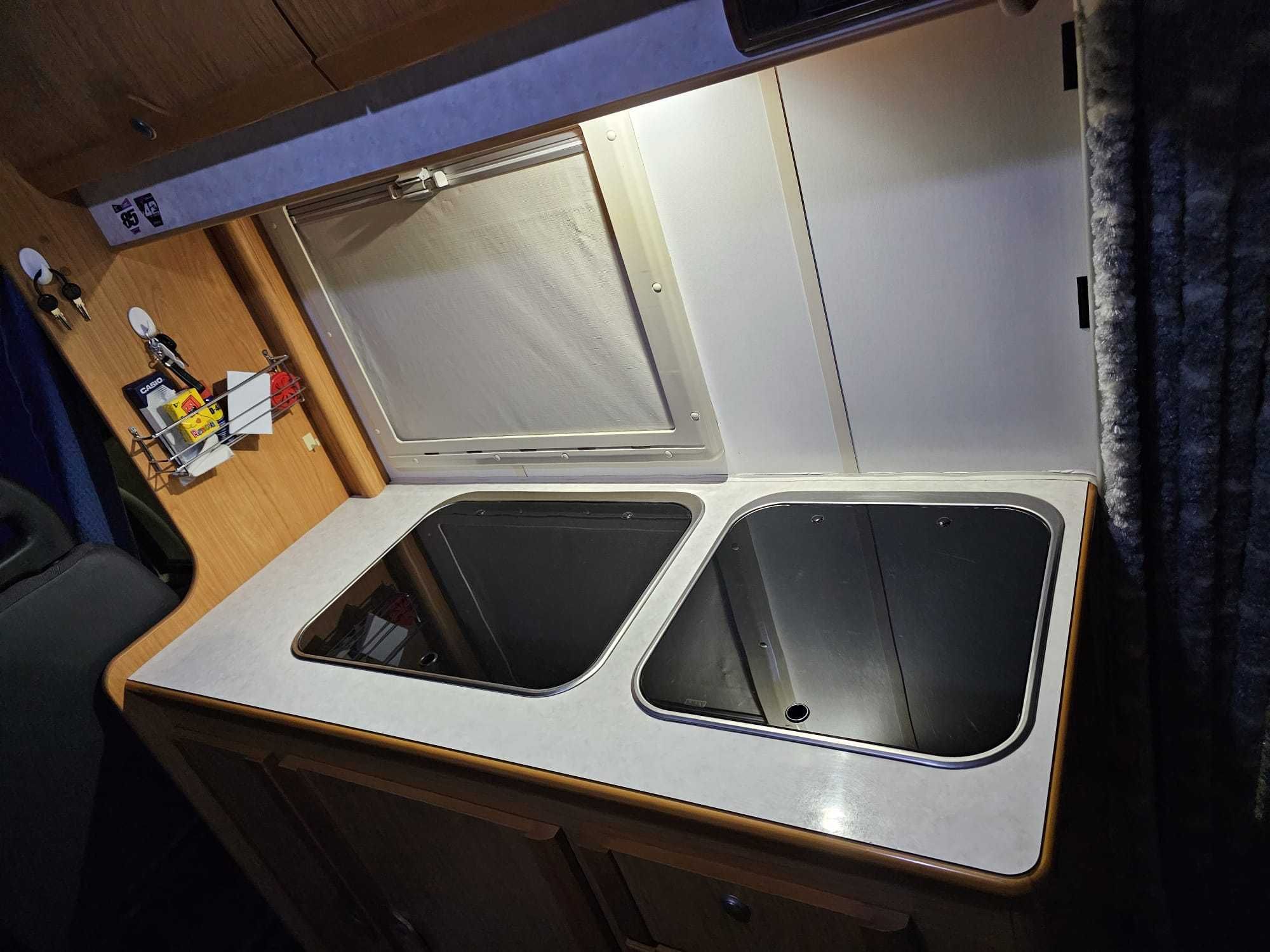 Autocaravana 6 lugares c/ garagem