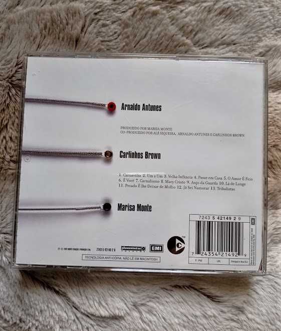 Cd's - album de excelentes canções produzidas pelo trio - Tribalistas