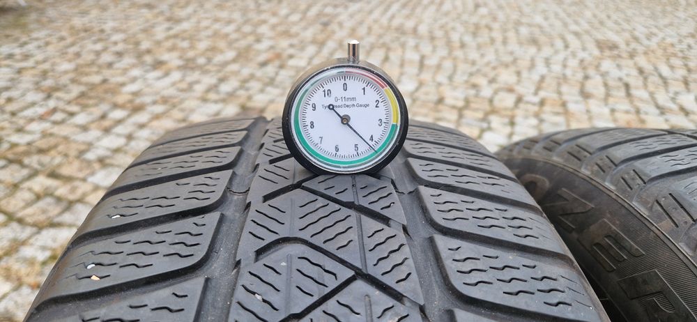 2 Opony zimowe 225/55/17 Pirelli Sottozero 3 2022 rok zima