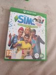 Xbox one The sims 4 deluxe party edition