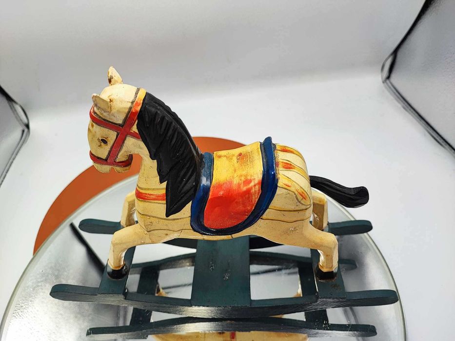 Drewniany koń,konik,na biegunach,vintage,na wystrój