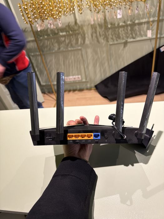 Новий Роутер TP link EX220