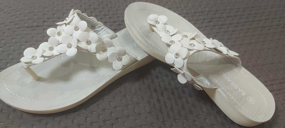 Босоніжки(шльопанці)Bassano, 37 р/ 23,5