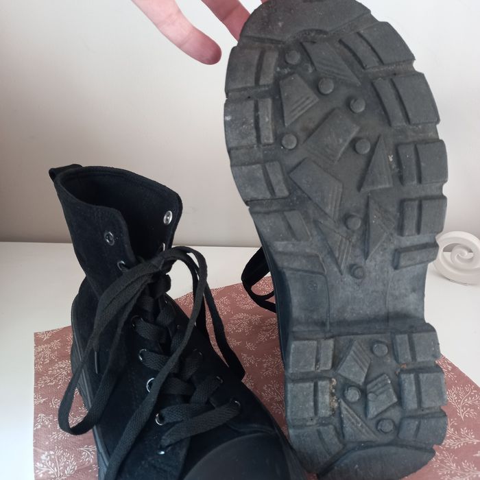 Botki sztyblety czarne wiązane r.39