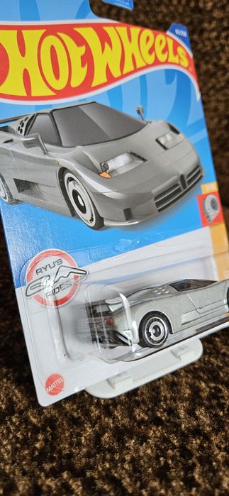 Hot wheels bugatti eb110