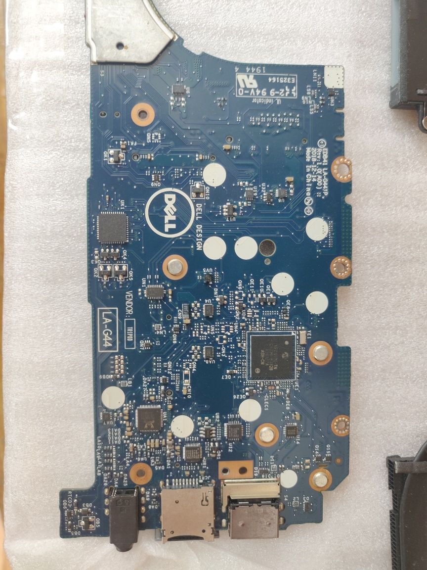 Материнская плата DELL LATITUDE 7400 2 in 1 (LA-G441P)