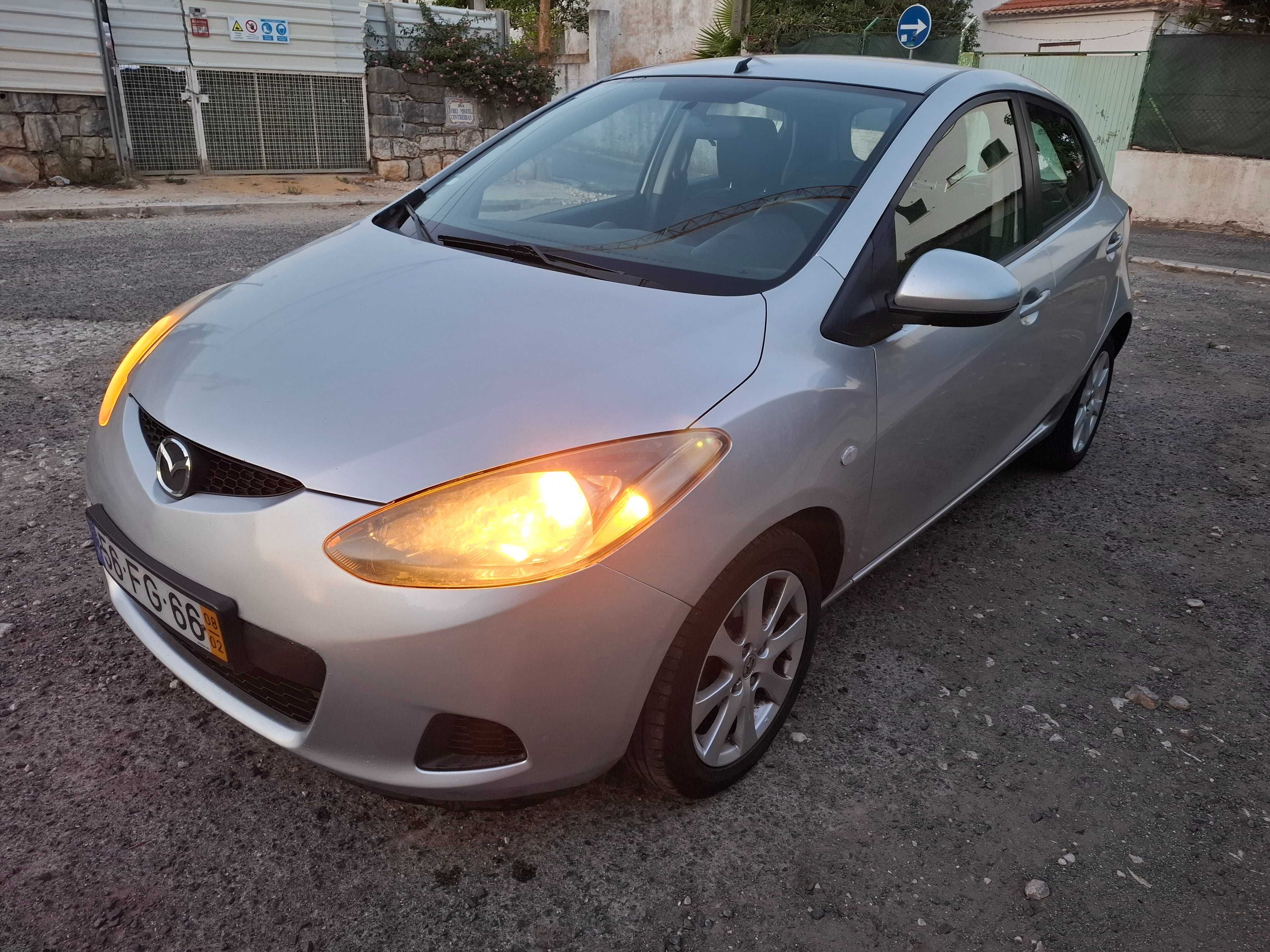 Mazda 2  1.3 MZR Exclusive