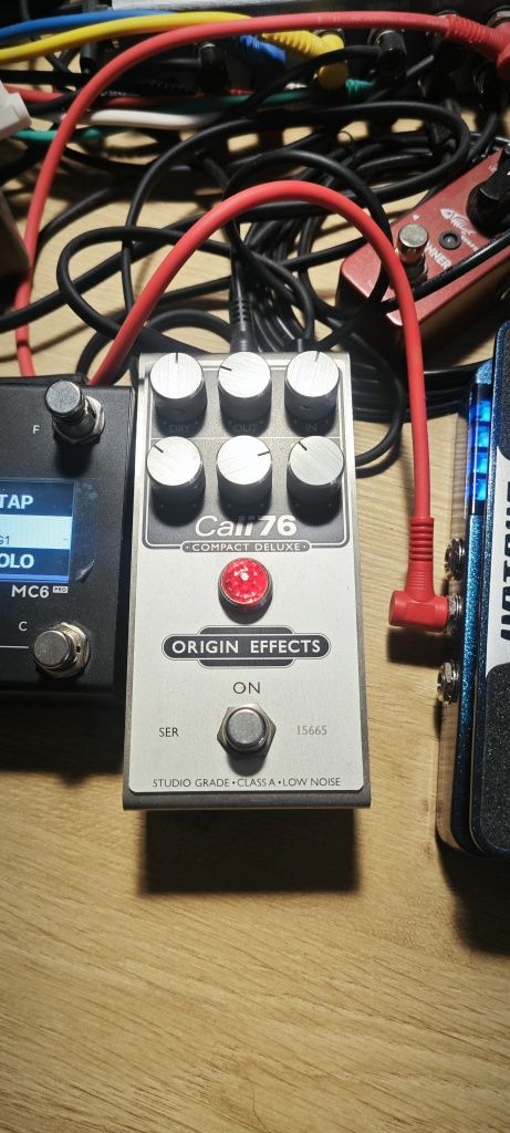 Origin Effects Cali76 compact deluxe