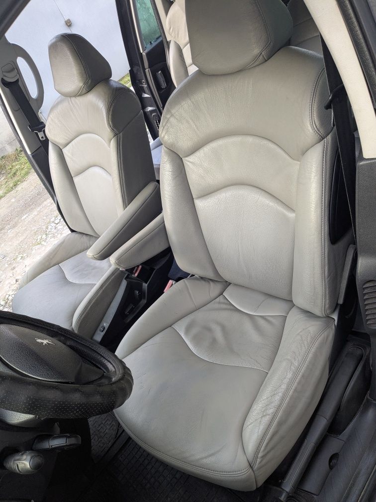 Продам Peugeot 807