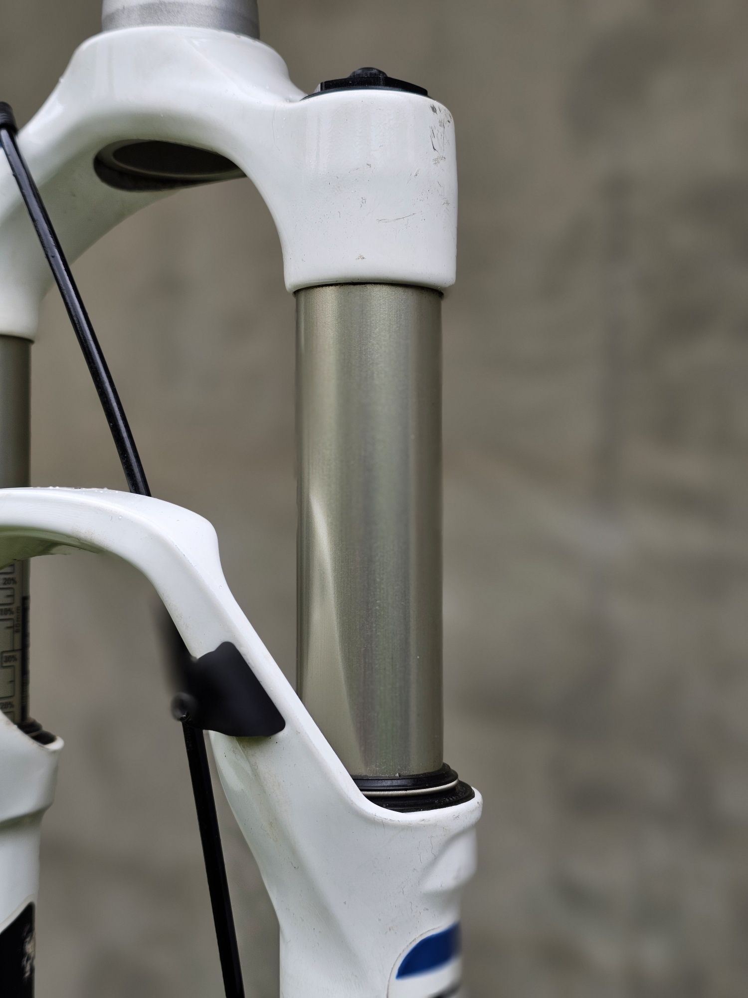 Вилка Rock Shox Reba 27.5