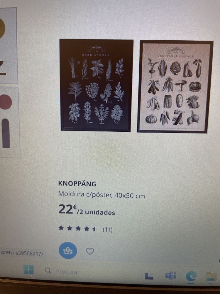 Moldura com poster