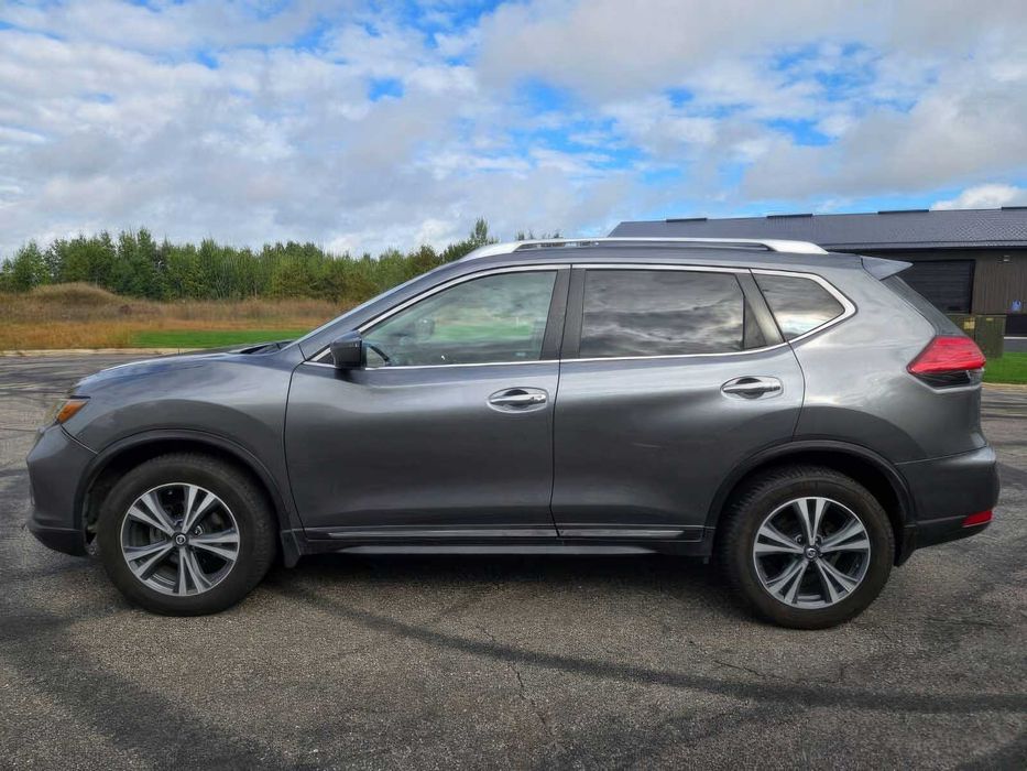 Nissan Rogue SL      2017