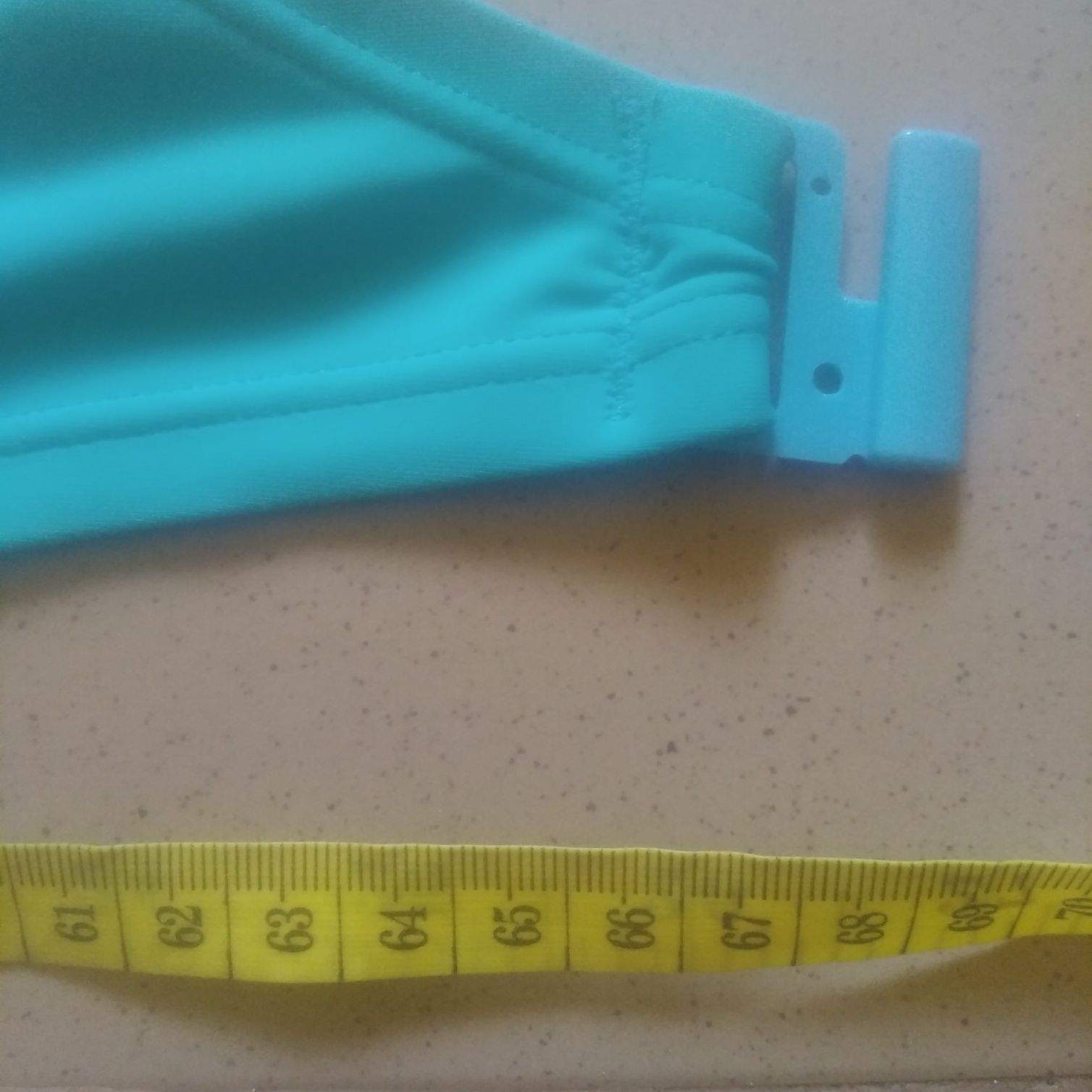 Biustonosz plażowy rozmiar 75G Kelly Brook