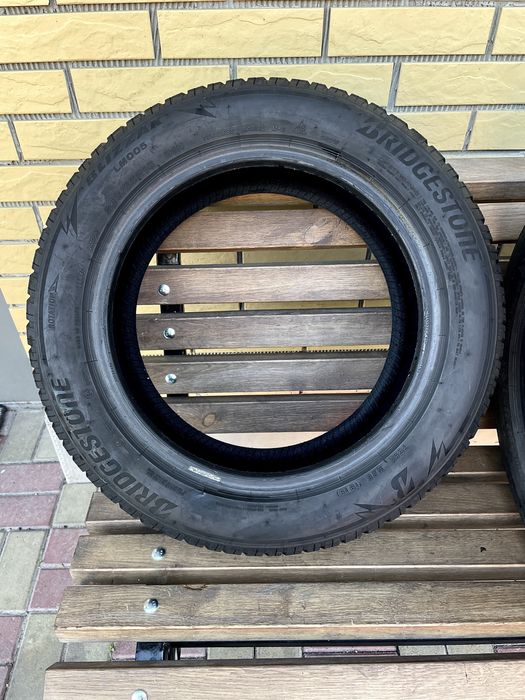 Шини Резина 205.55 R16 Bridgestone Зима