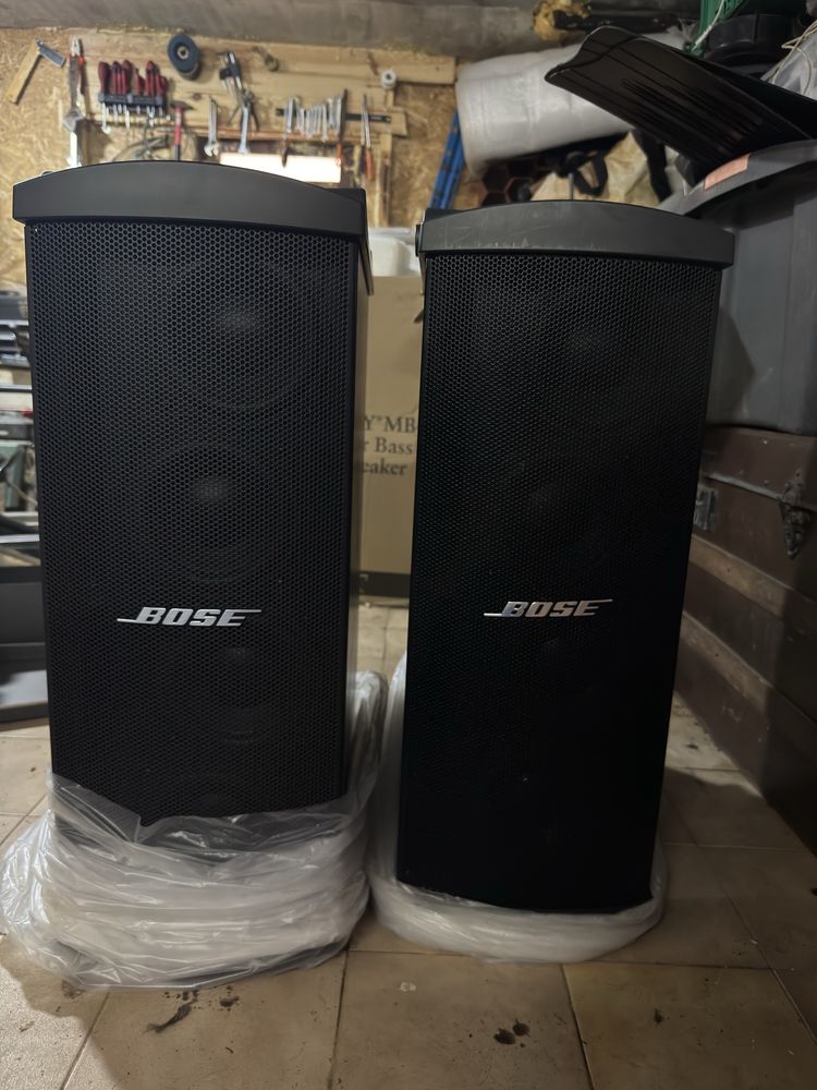 Equipamento BOSE profissional novo — várias colunas e subwoofers