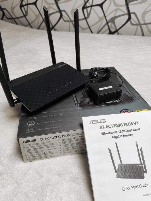 Router Asus RT-AC 1300G PLUS Dual Band