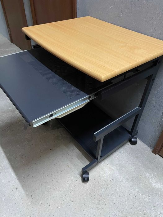 cadeira + secretária