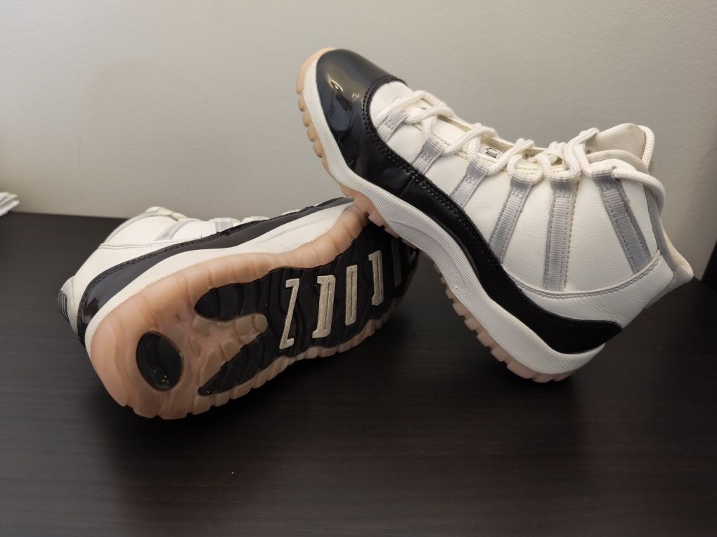 Nike Air Jordan 11