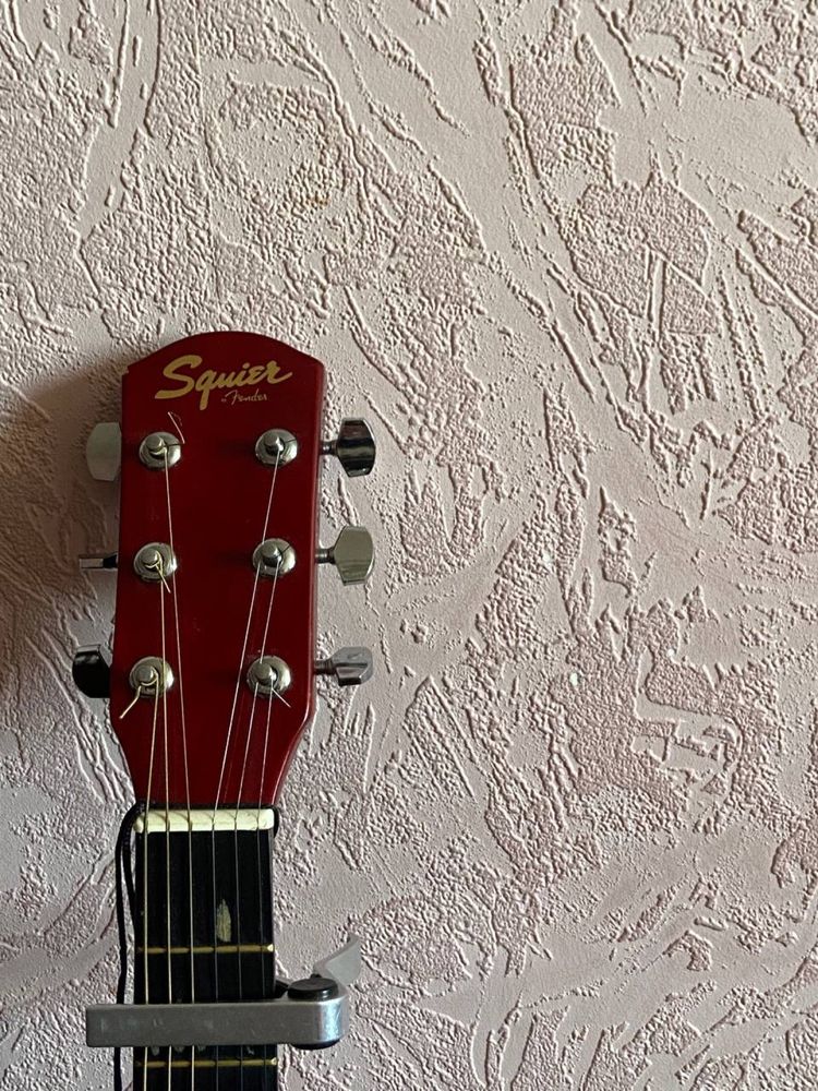 Гітара акустична Fender Squier з ремнем