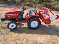 Mini trator yanmar