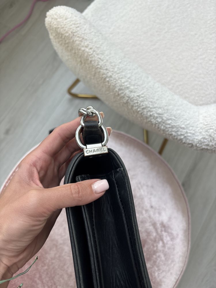 Chanel boy skora naturlna large