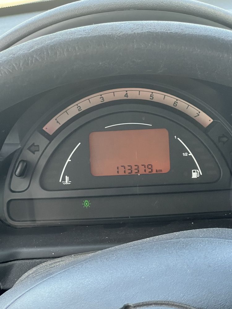 Oportunidade Citroën C3 1.4 a gasolina