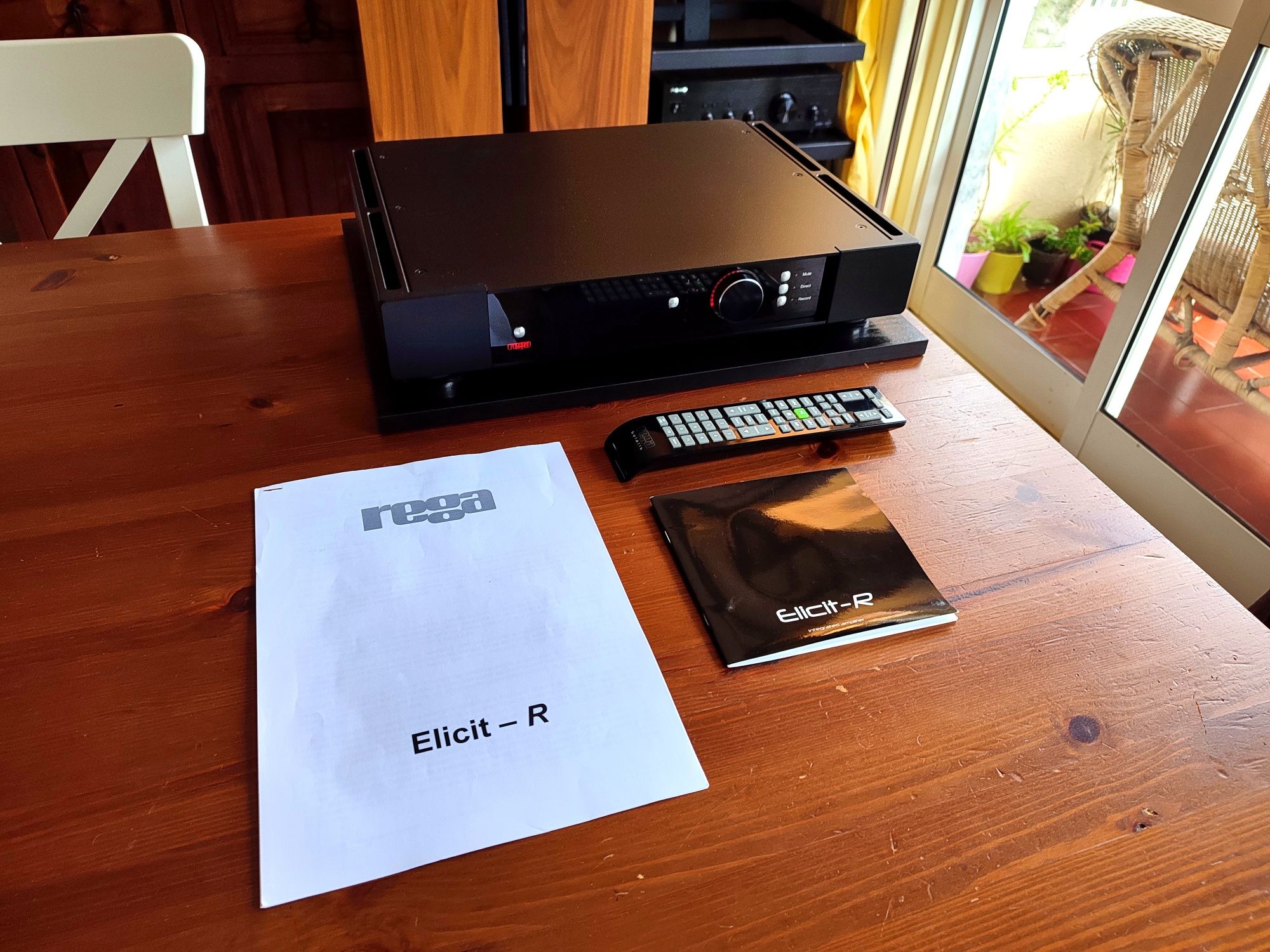 Rega Elicit-R Amplificador Hi-Fi C/Novo!