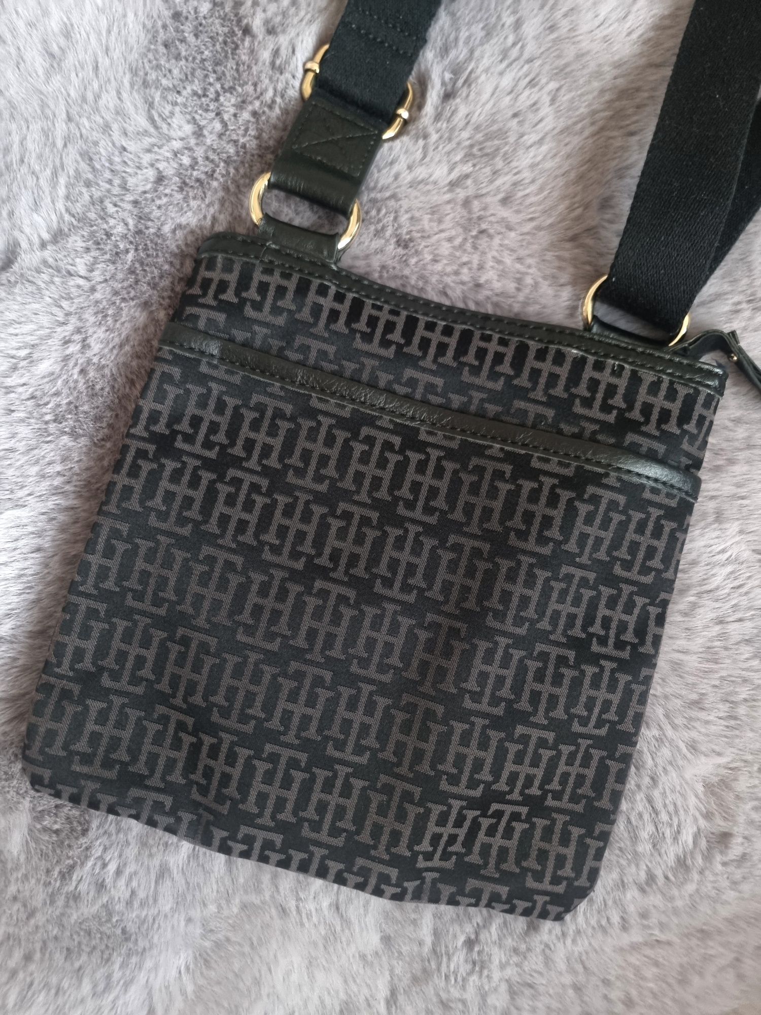 Torebka na ramię listonoszka Tommy Hilfiger monogram logowana