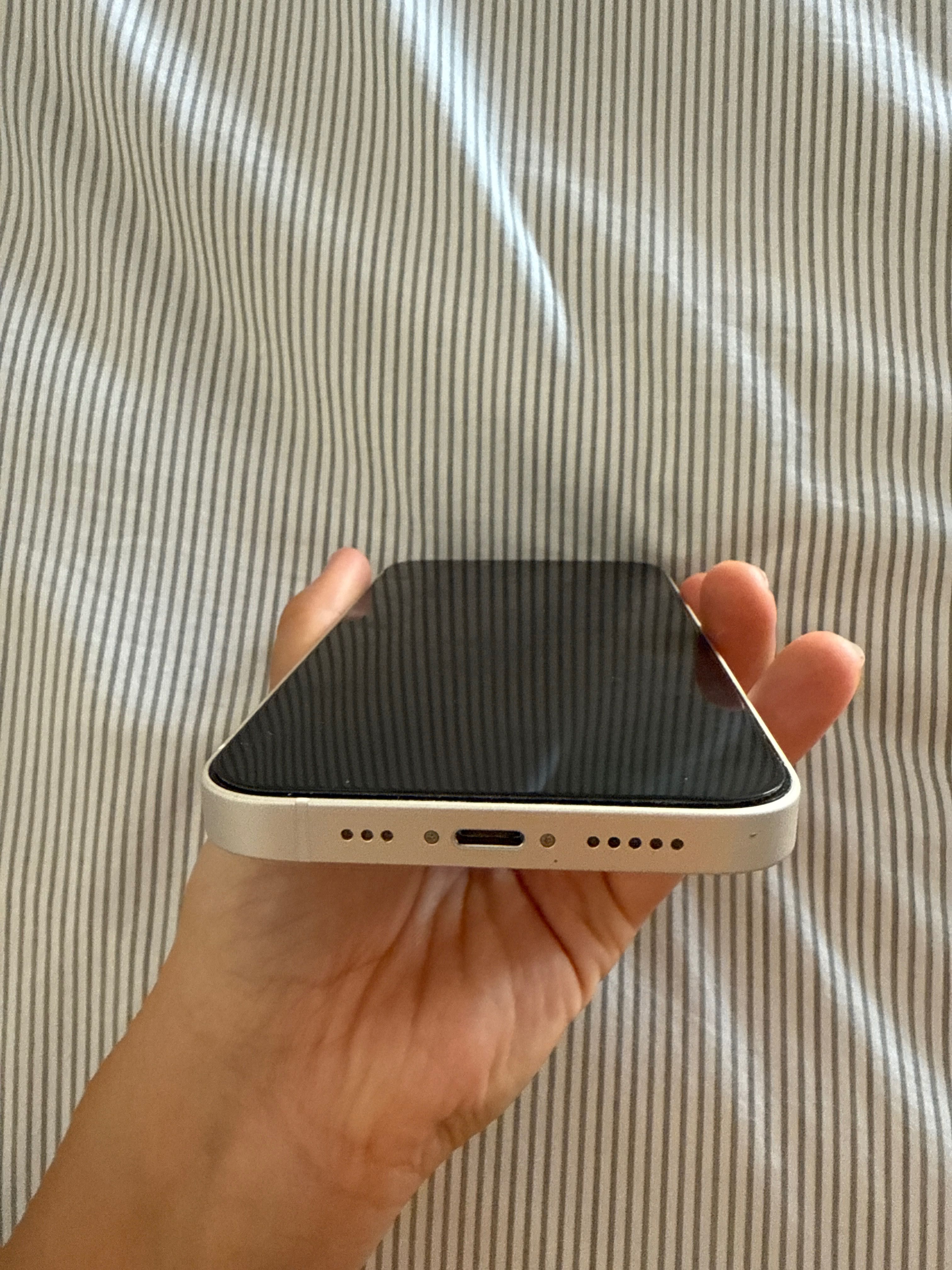 iPhone 14 como novo