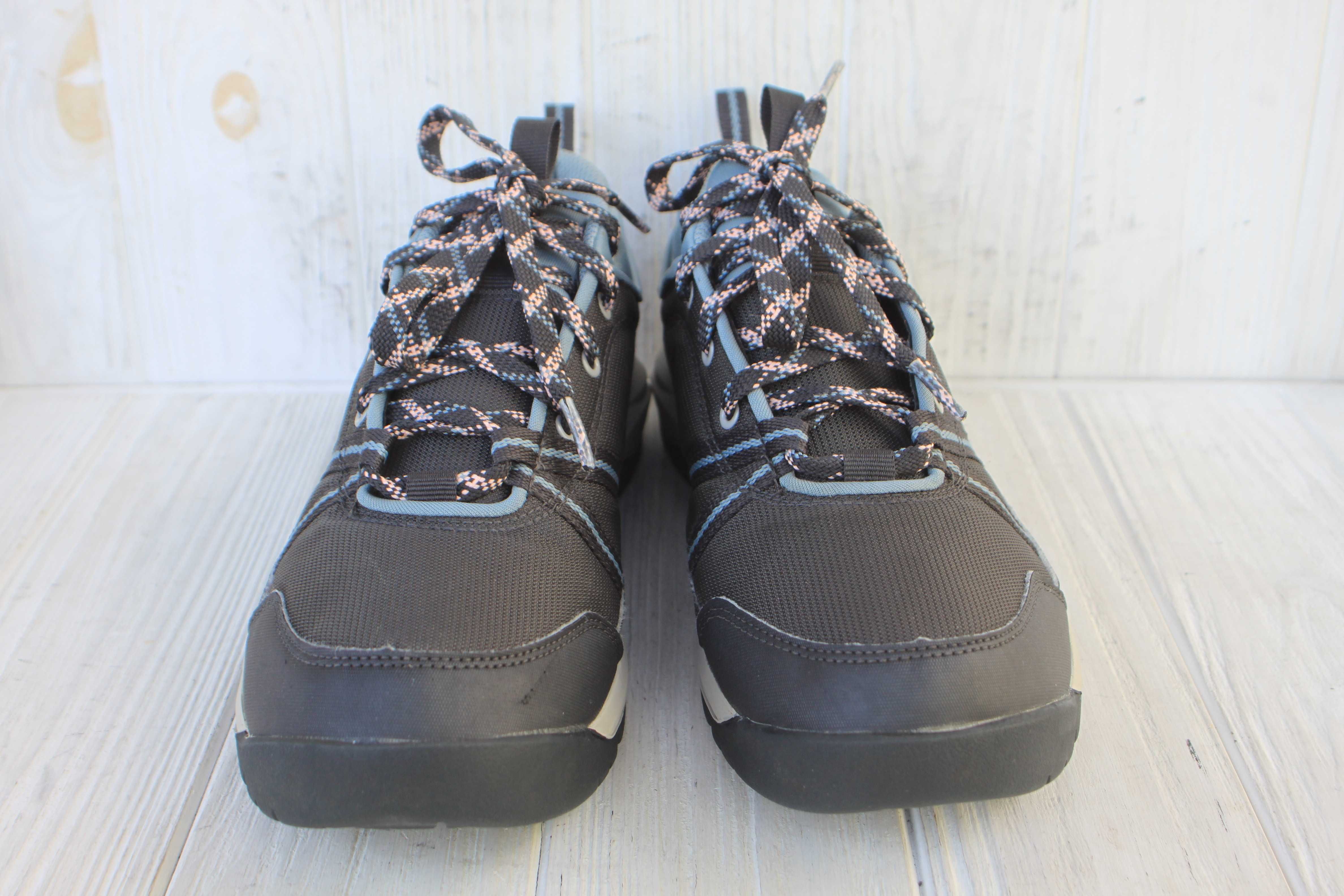 Полу ботинки Quechua Франция 40р непромокаемые кроссовки