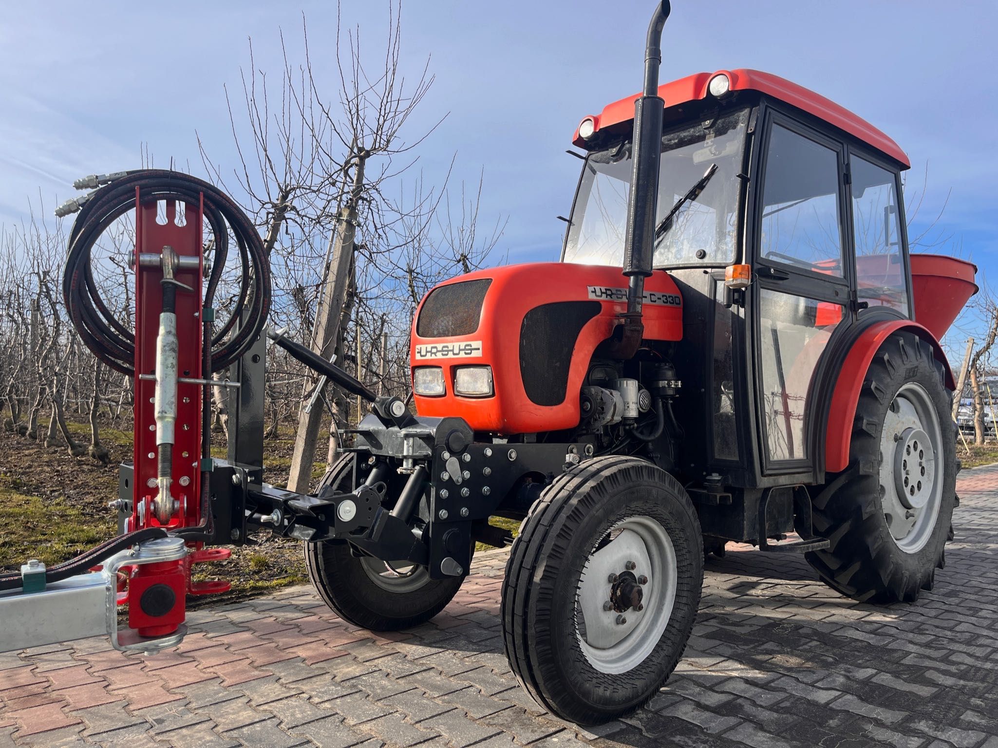 Przedni TUZ MF 255 URSUS 3512 MASSEY FERGUSON, C330, C360