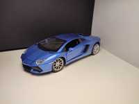 Модель 1/24 Lamborghini Aventador