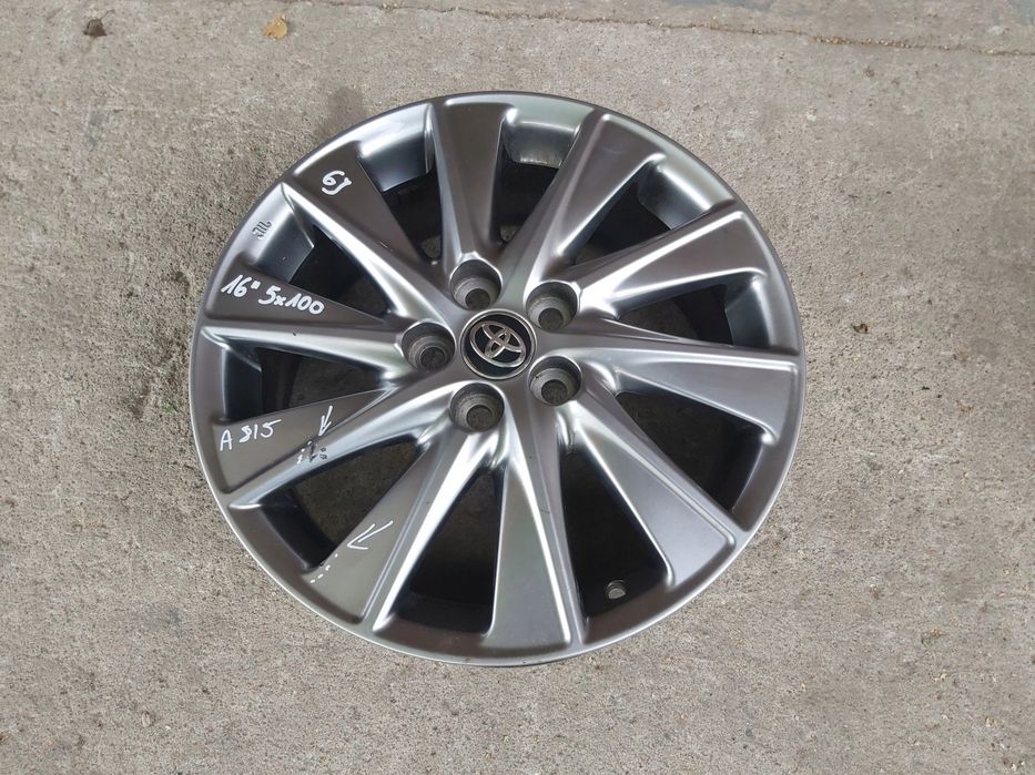 Toyota Yaris IV Cross alufelga 5x100 16 6J et50