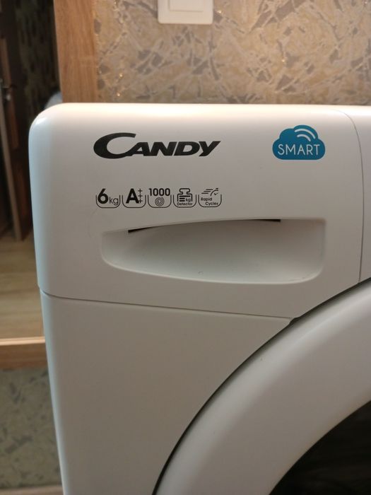Стиральная машина  candy узкая под  ремонт ре