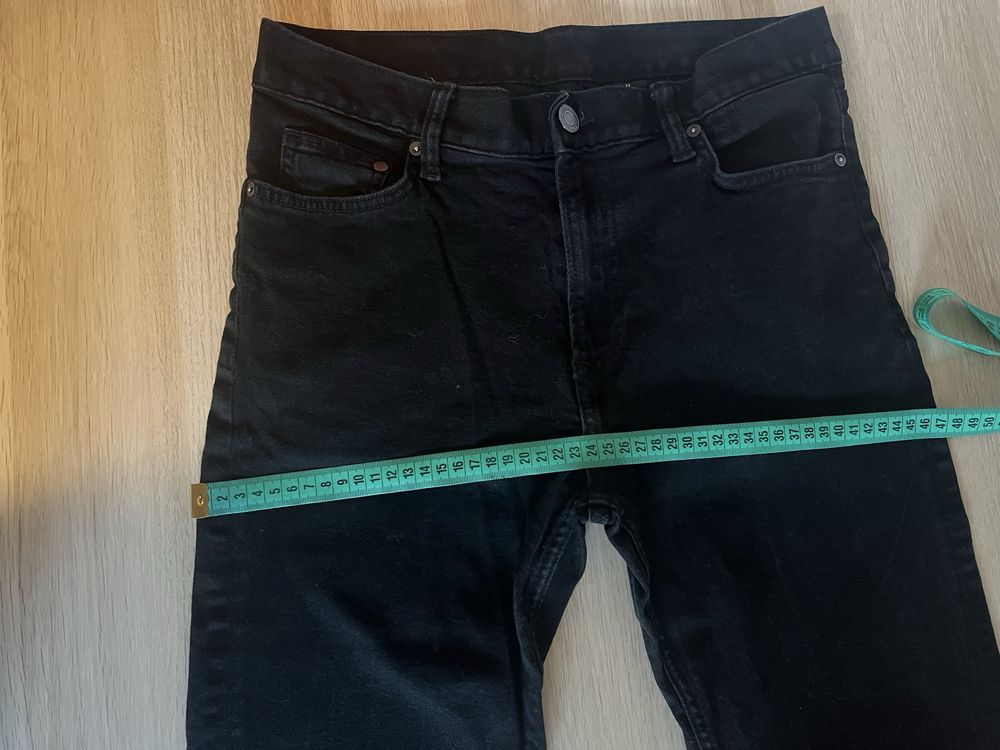 H&M czarne jeansy slim couple etroite 170/74A rozmiar 29