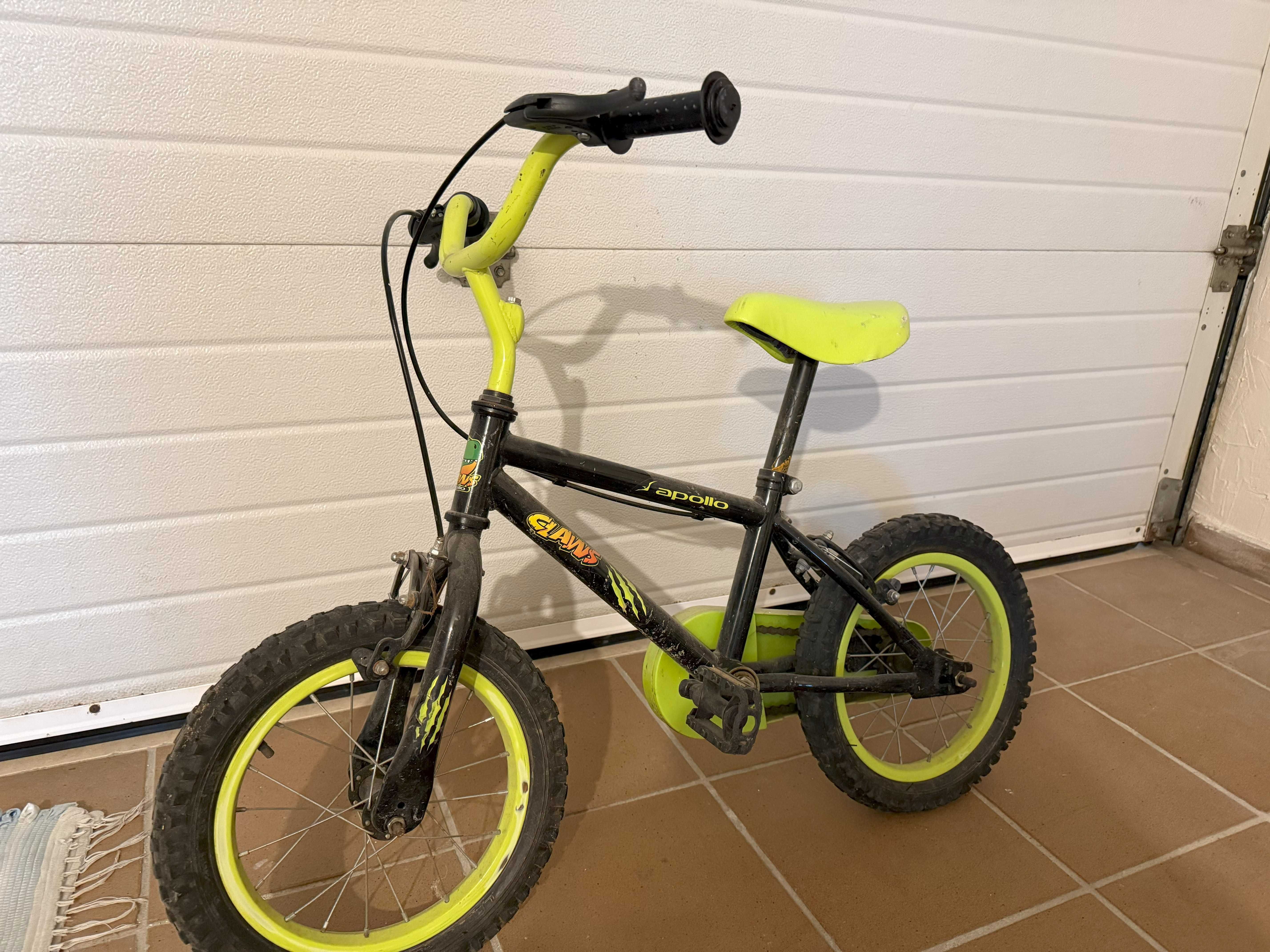 Bicicleta para crianças até 5 anos | Apollo Claws da Halfords UK