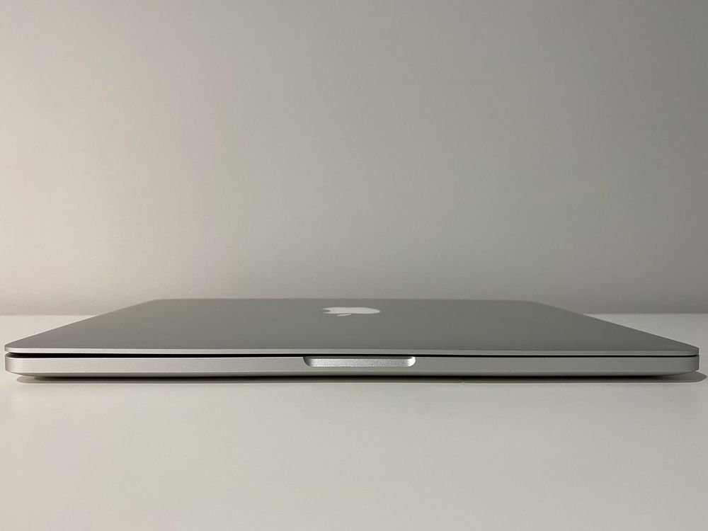 MacBook Pro 13 (13-inch, Early 2015)