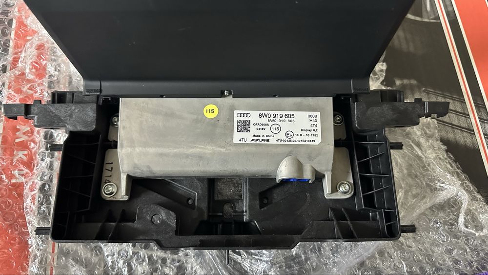 Дисплей audi a4 b9 оригінал