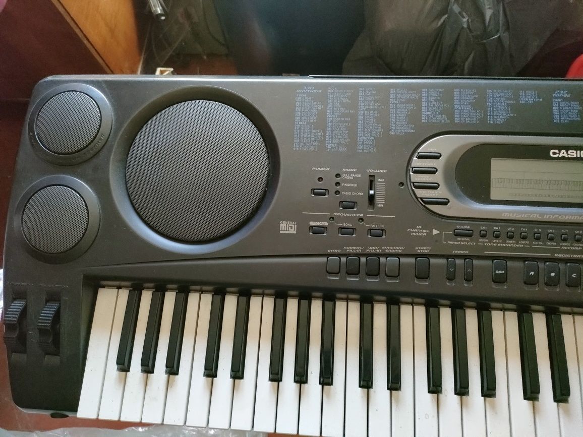 Casio WK-1600 sentyzator, keyboard, organy