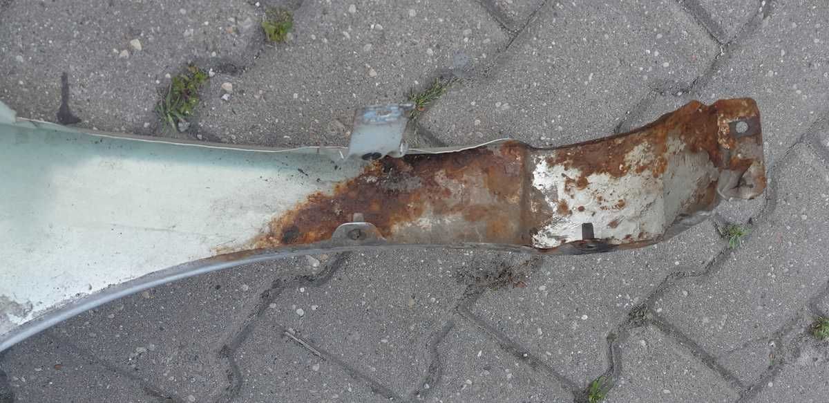 Błotnik przedni przód prawy Seat Leon Toledo 99-05 LS7N srebrny