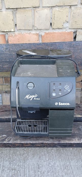 Продам кавомашину Saeco