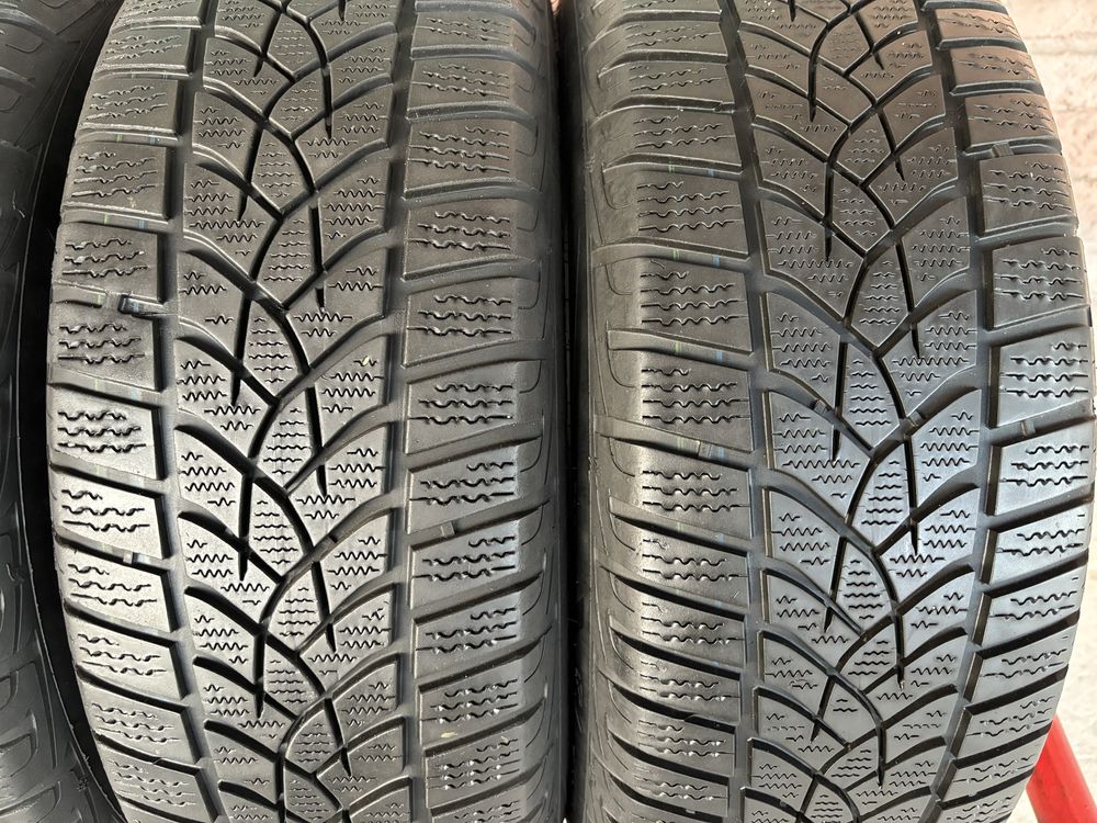 Комплект Зимових шин 205/60R16 Good Year