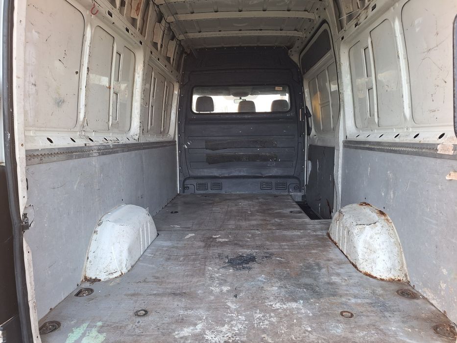 VW Crafter L2H2 2.5TDI  Zarej w PL