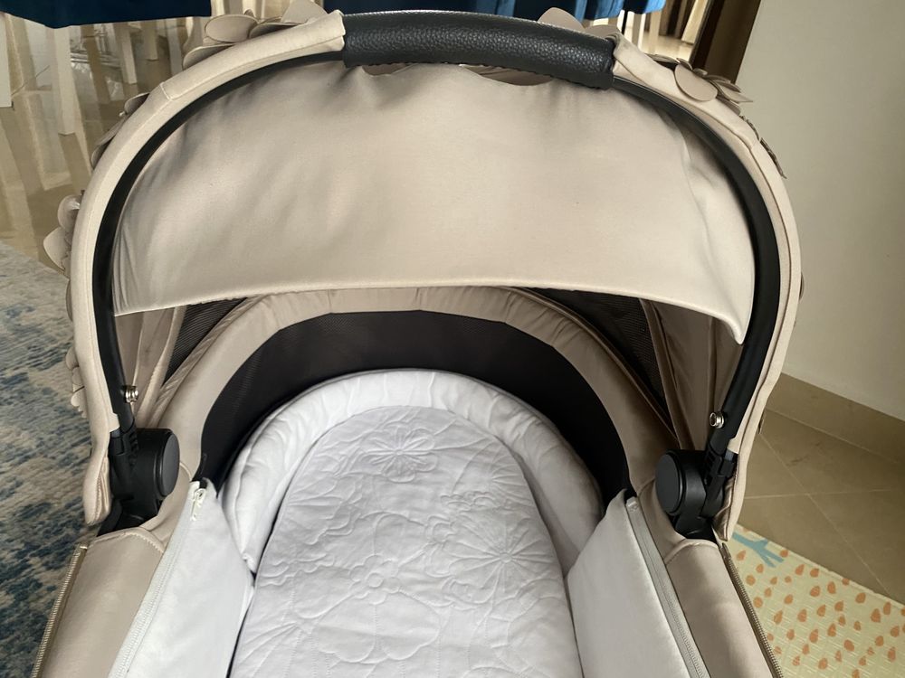 Оригінальна Люлька Cybex Priam 3.0 Simply Flowers