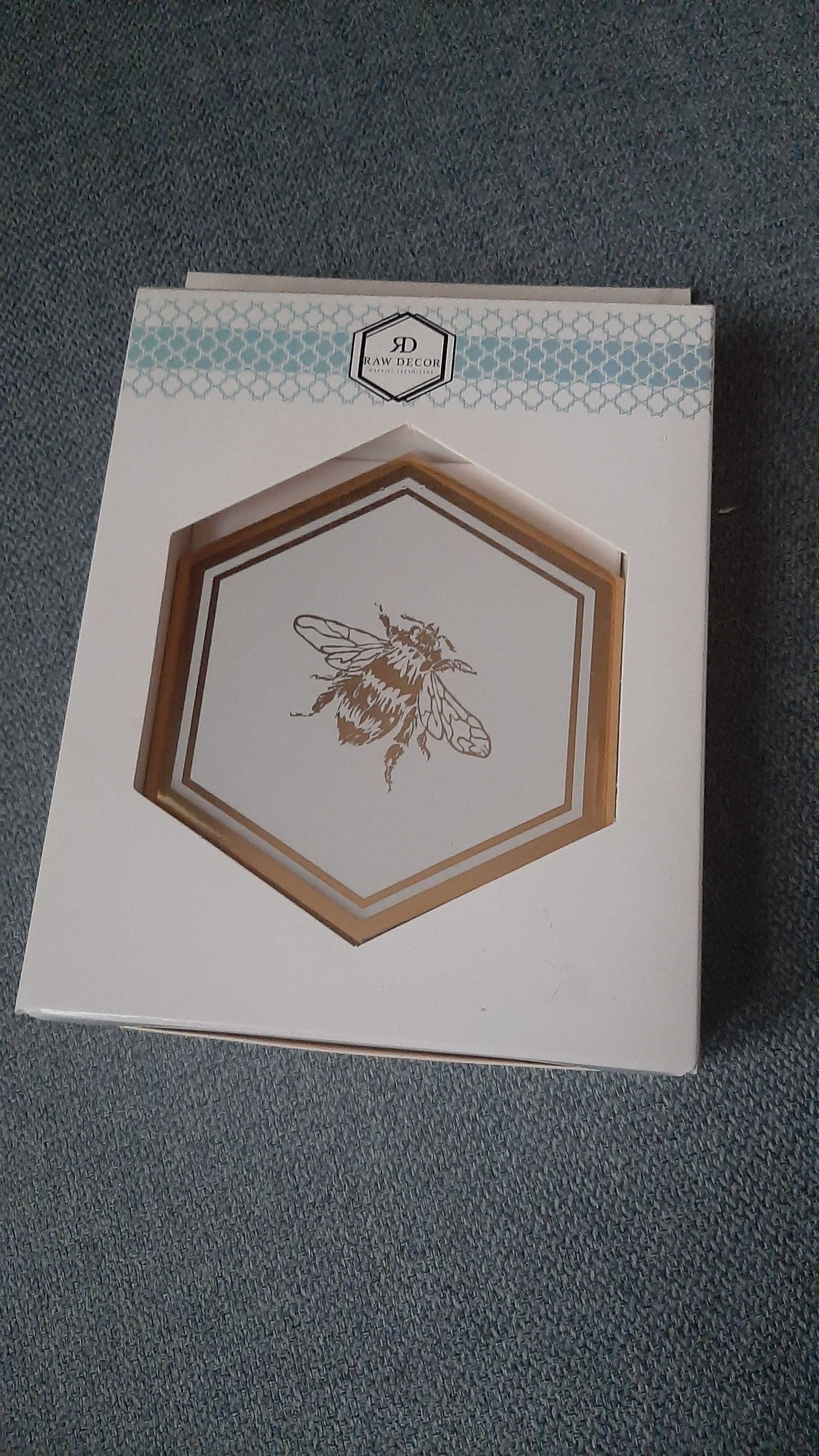 Heksagon XL Queen Bee Raw Decor Płytka ośmiokątna biała złota