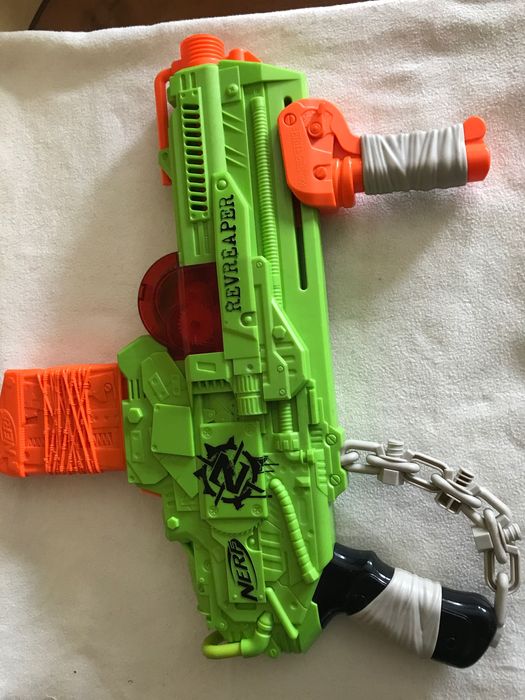 Пистолеты Nerf Revreaper , super soaker, разные водяные пистолеты