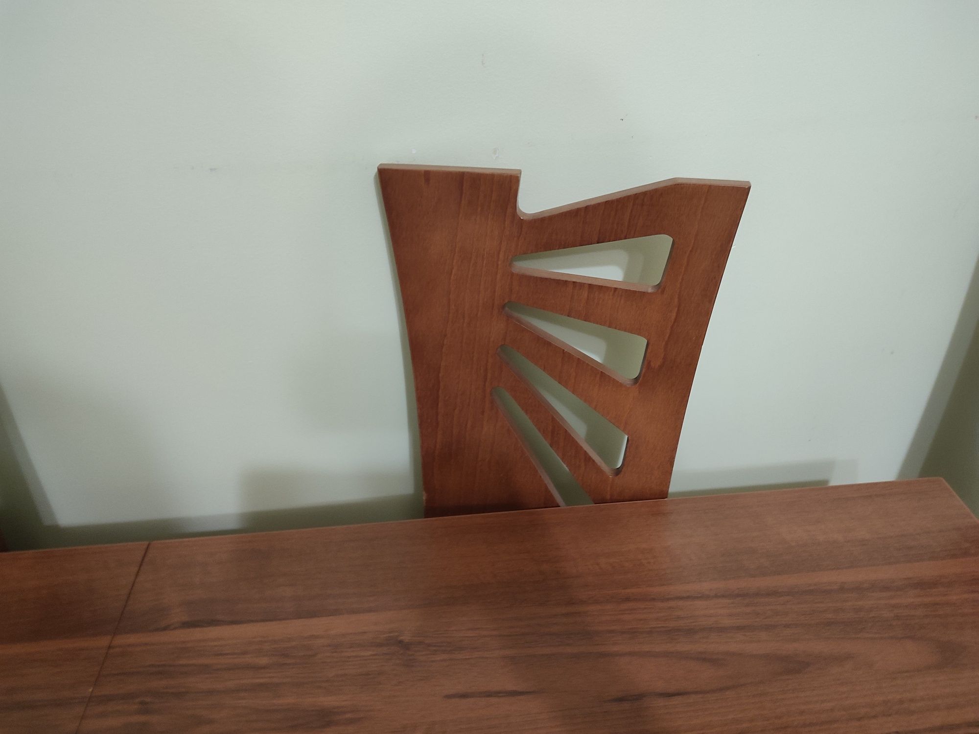 Stół z krzesłami rozkładany 160x90