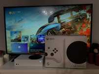 Sprzedam Xbox Series S w idealnym stanie