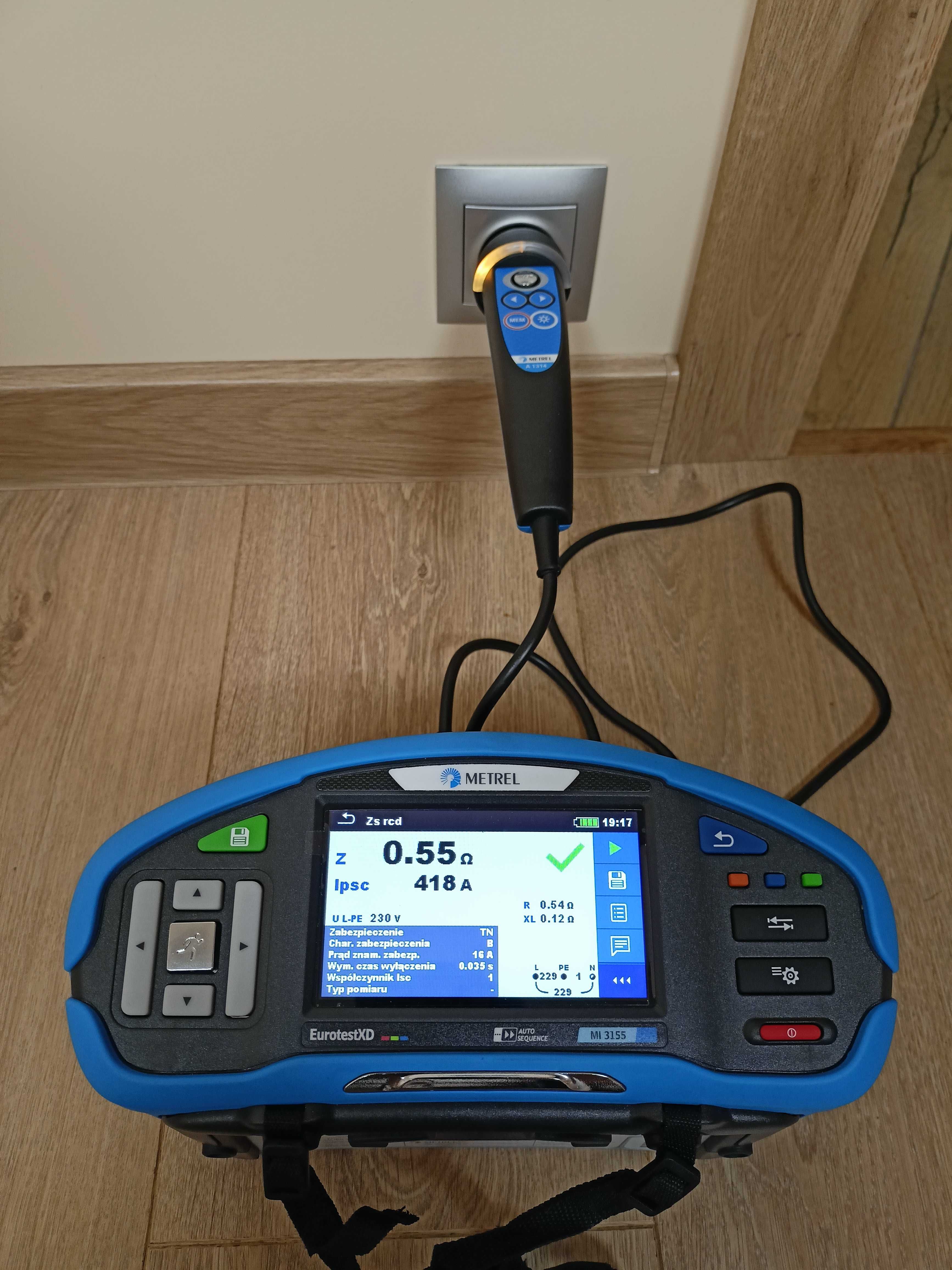Elektryk - Kompleksowe usługi elektryczne