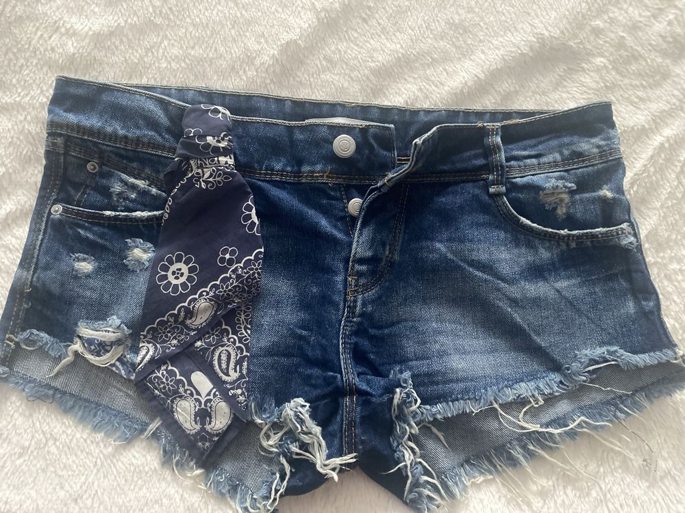 Krótkie spodenki jeansowe ZARA 36